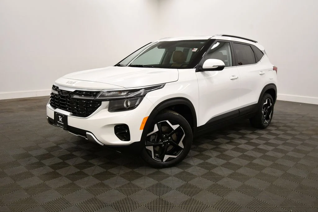Certified 2024 Kia Seltos EX with VIN KNDERCAA6R7601194 for sale in Rochester, Minnesota