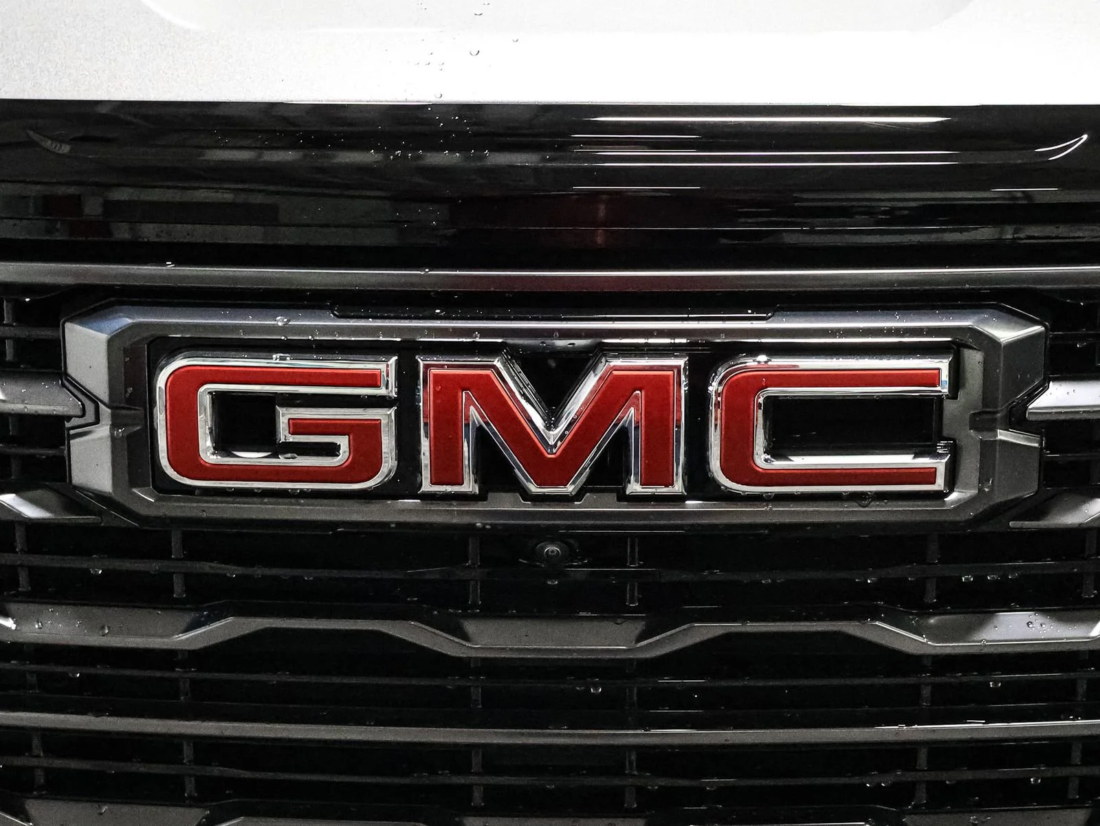 New 2026 Sterling Metallic GMC AT4 image 13