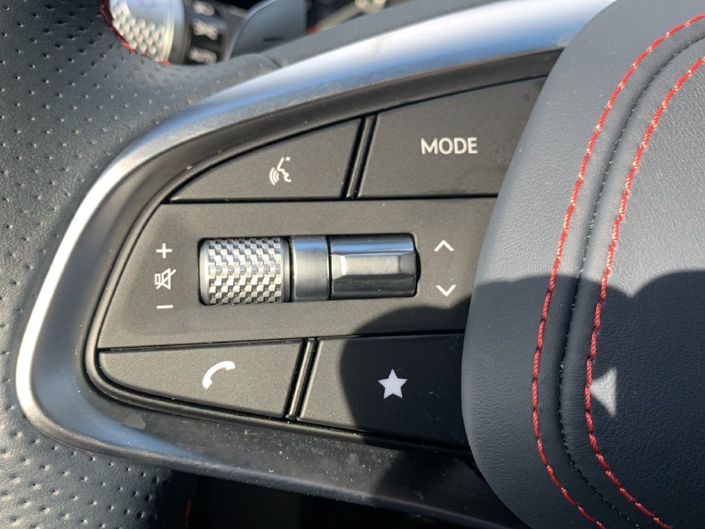 2024 GENESIS GV70 Sport - Photo 28