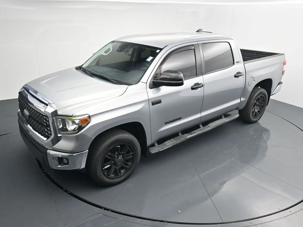 Used 2021 Silver Toyota SR5 image 23