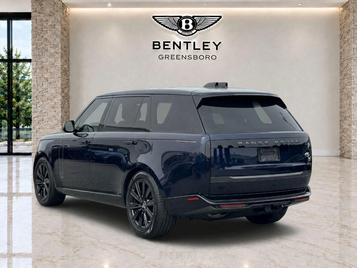 Used 2023 Portofino Blue Metallic Land Rover Autobiography image 3