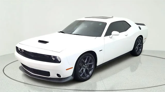 Used 2019 White Dodge R/T image 5