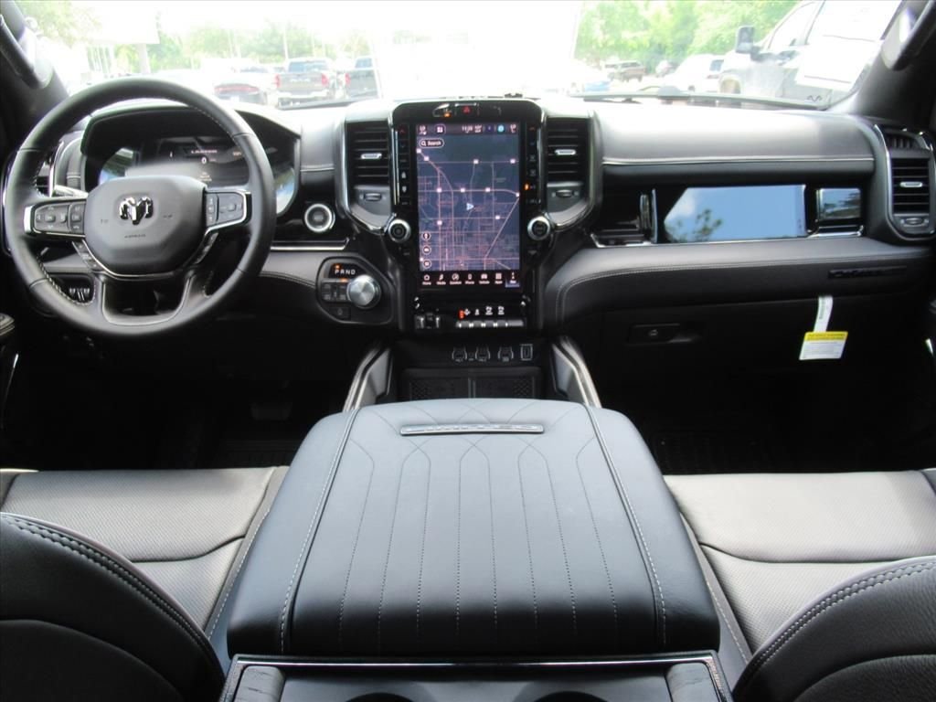 New 2026 Diamond Black Crystal Pearl-Coat Exterior Paint RAM Limited image 12