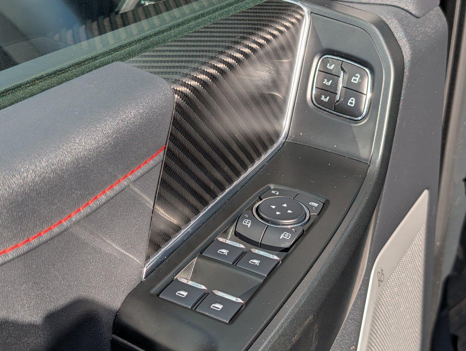 2025 Ford F-150 Raptor - Photo 16
