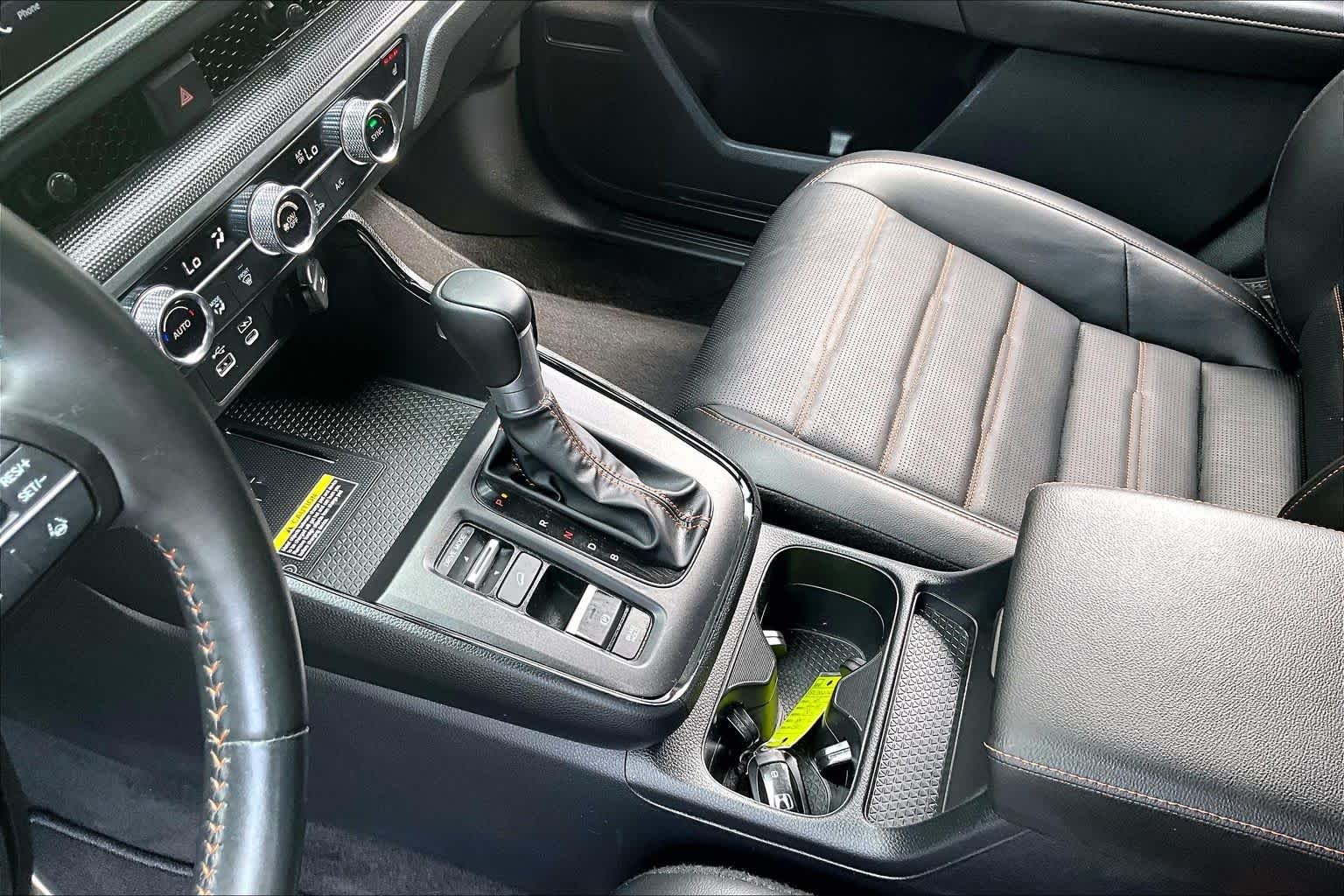 2025 Honda CR-V Sport-L - Photo 17