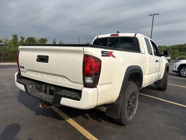 Used 2020 Super White Toyota SR V6 image 14