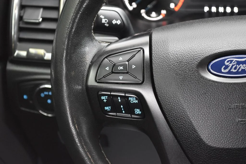 Used 2021 Gray Metallic Ford XLT image 9
