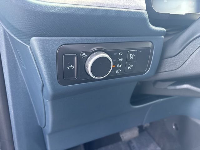 New 2026 Space White Metallic Ford XLT image 15