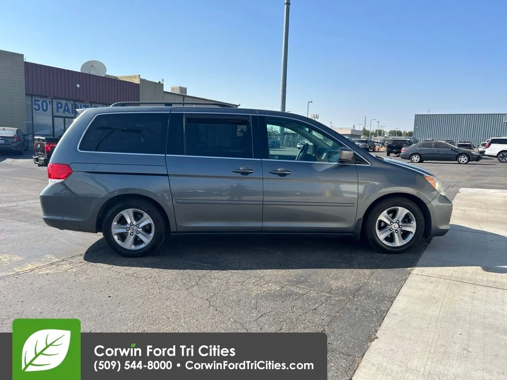 Used 2010 Gray Honda  image 8