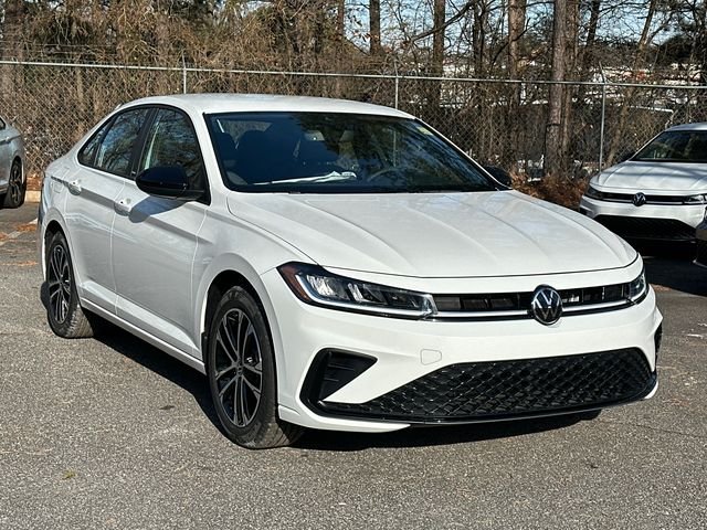 New 2026 White Volkswagen 1.5T Sport image 3