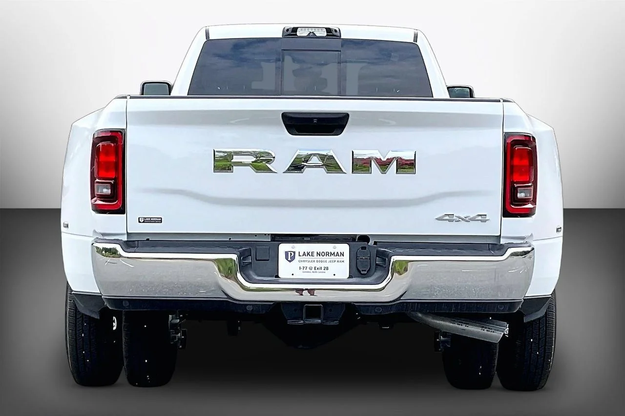 New 2026 Bright White Clear-Coat Exterior Paint RAM Tradesman image 7
