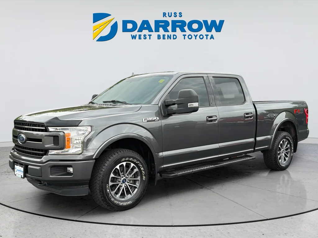 Used 2018 Gray Ford XLT image 1