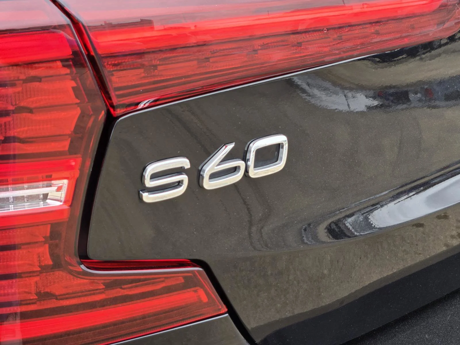 2024 Volvo S60 Core - Photo 8