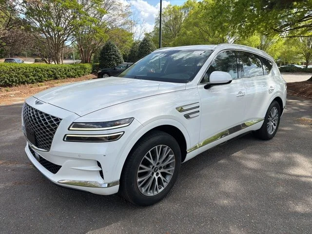 Used 2024 White Genesis 2.5T image 1