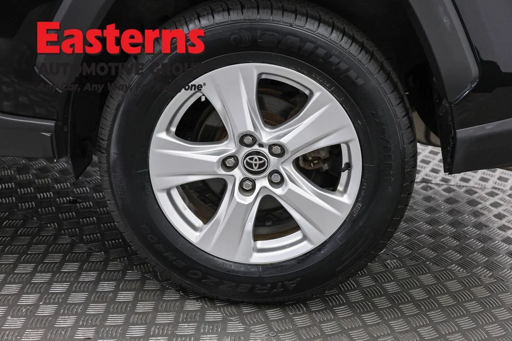 Used 2021 Black Toyota XLE image 32