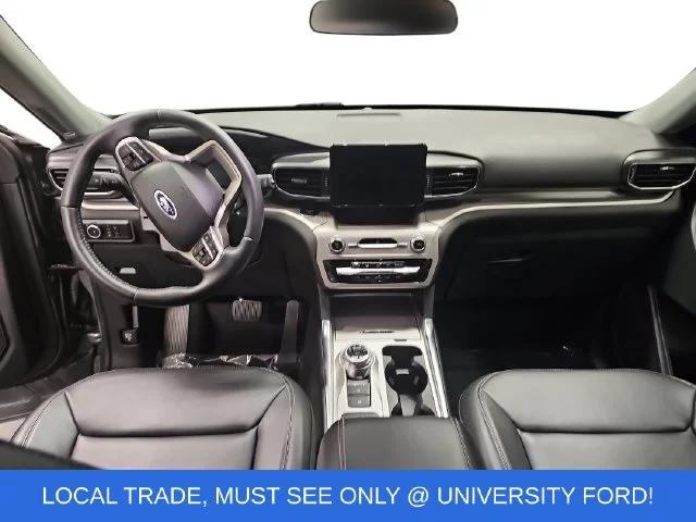 Used 2023 Gray Ford XLT image 9