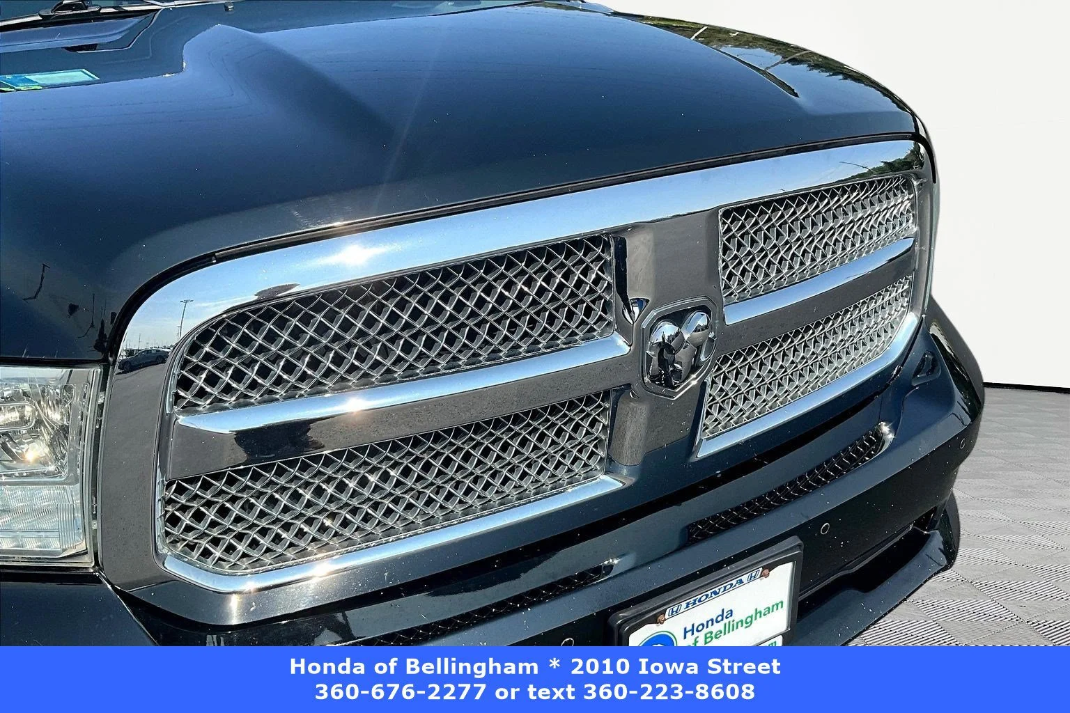 Used 2015 Black Clearcoat Ram Laramie Limited image 32