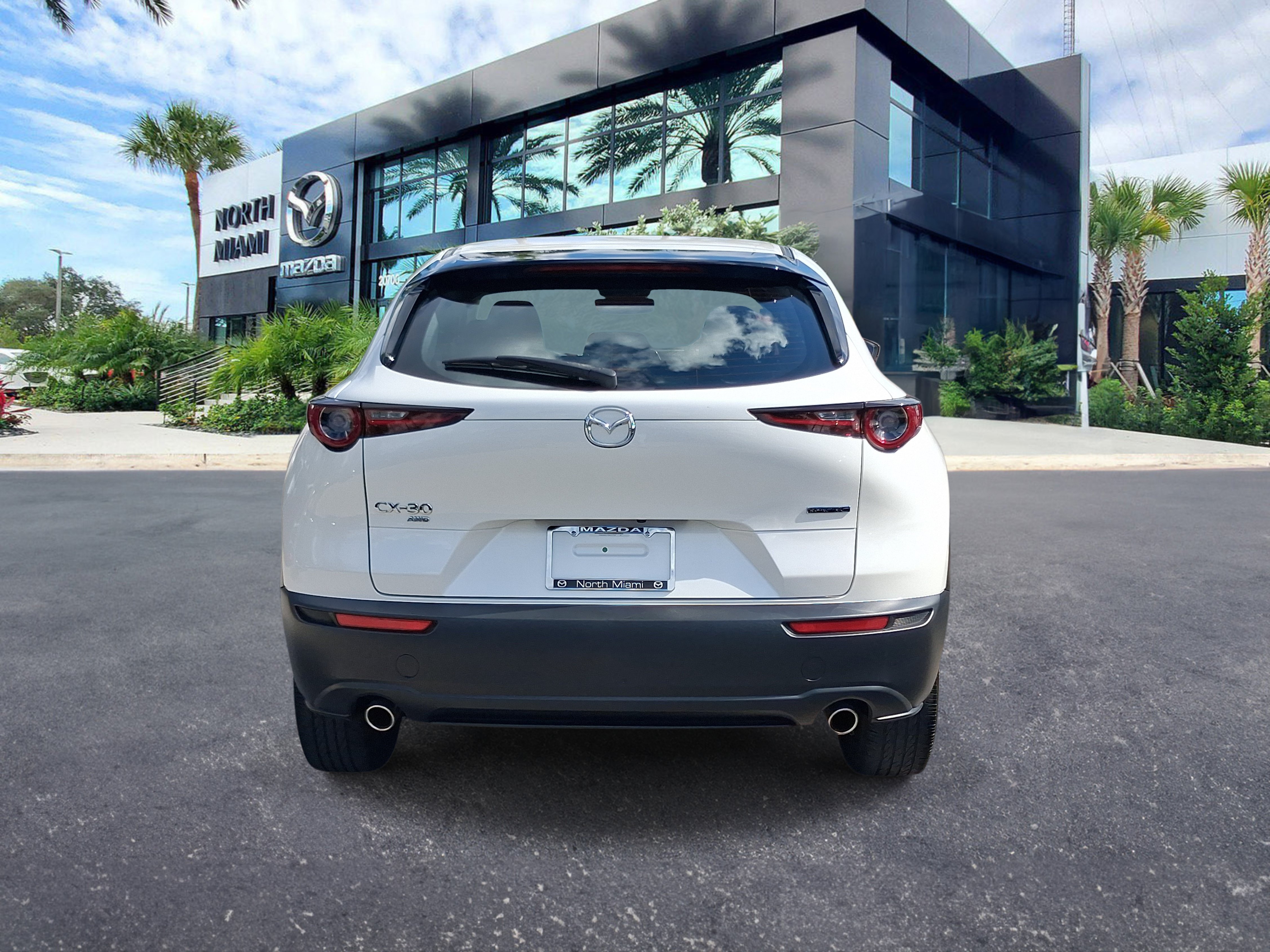 Certified Used 2024 White Mazda 2.5 S image 4