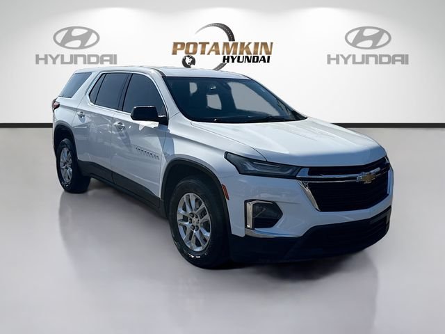 Used 2022 White Chevrolet LS image 3