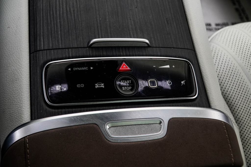 Used 2023 White Mercedes-Benz 580 image 23