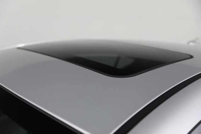 2018 Hyundai Elantra Limited - Photo 31