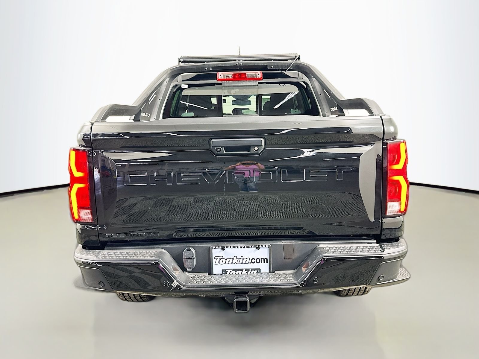 Used 2025 Black Chevrolet Z71 image 6