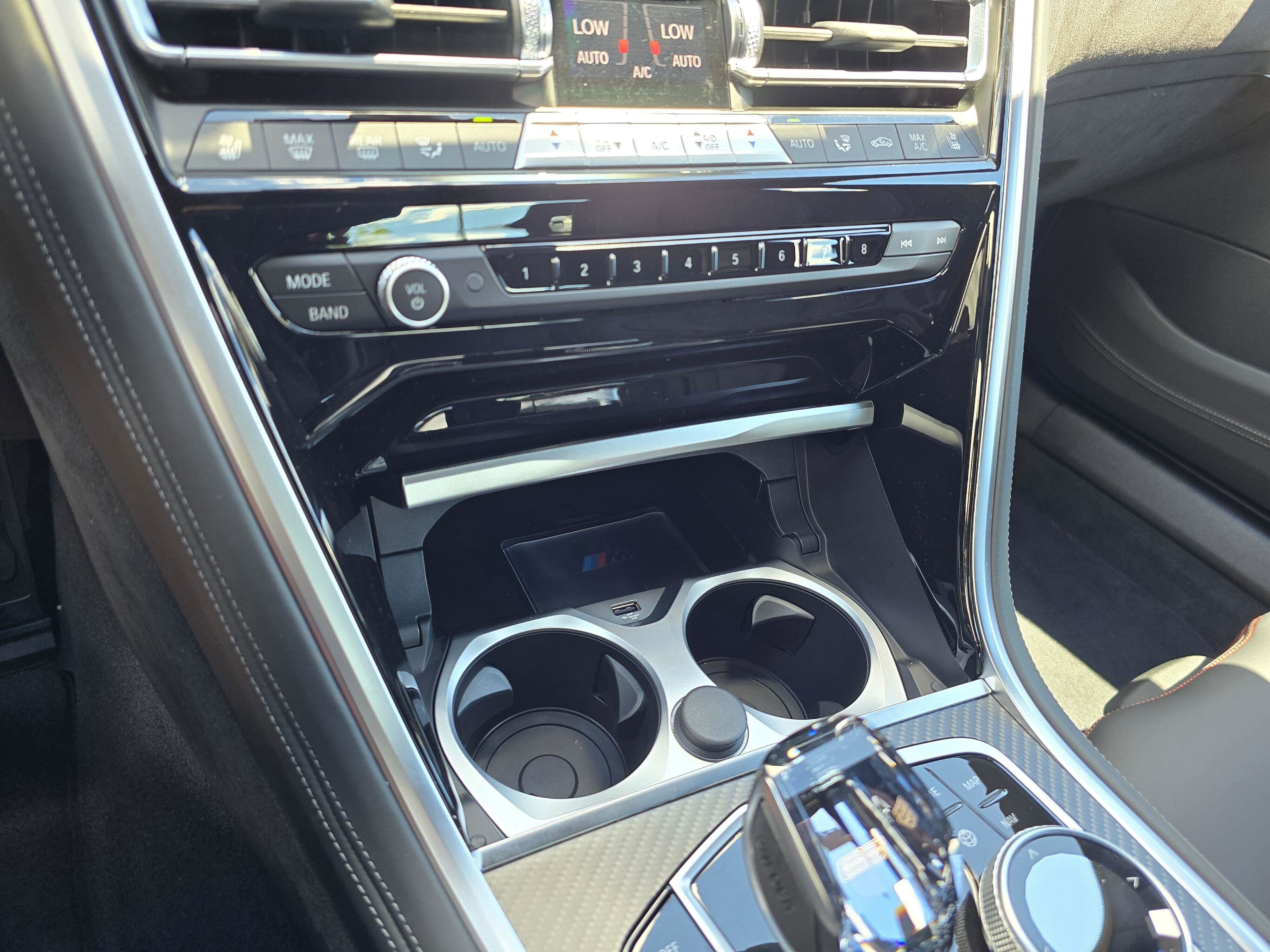 New 2026 Oxford Green Metallic BMW M850i image 23
