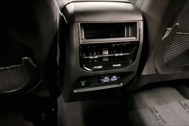 2024 Jeep Grand Cherokee Altitude - Photo 31