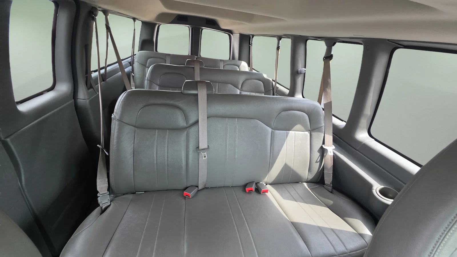 Used 2020 White Chevrolet LS image 18
