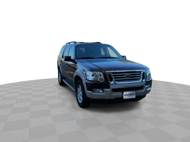 Used 2010  Ford Eddie Bauer image 3