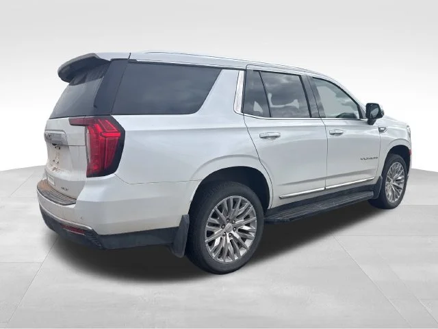 Used 2023 WHITE FROST TRICOAT GMC SLT image 6