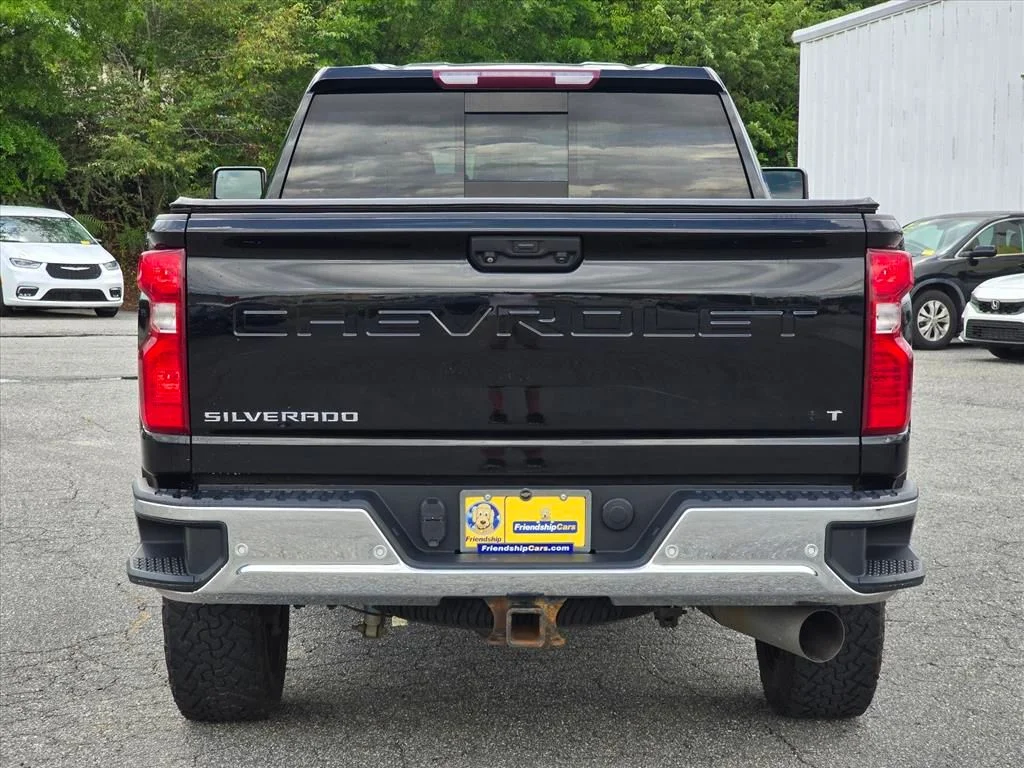 Used 2020 Black Chevrolet LT image 25