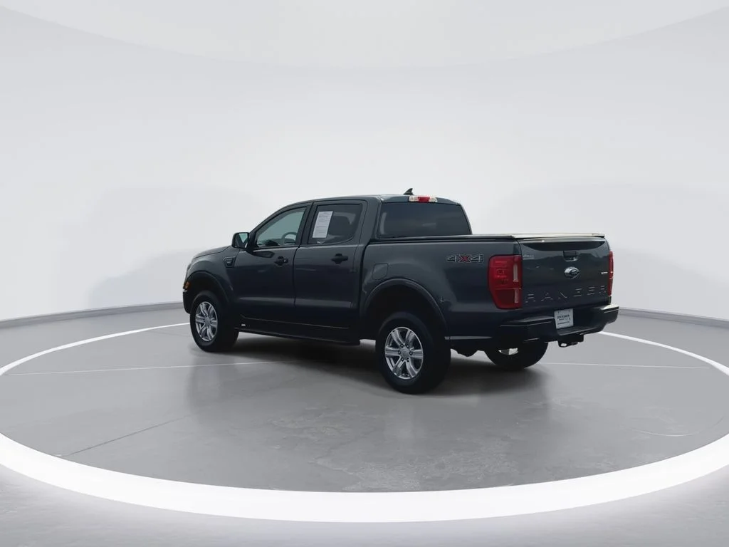 Used 2019 Gray Ford XLT image 7