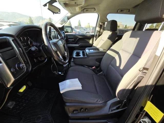Used 2018 BLACK Chevrolet LT image 9