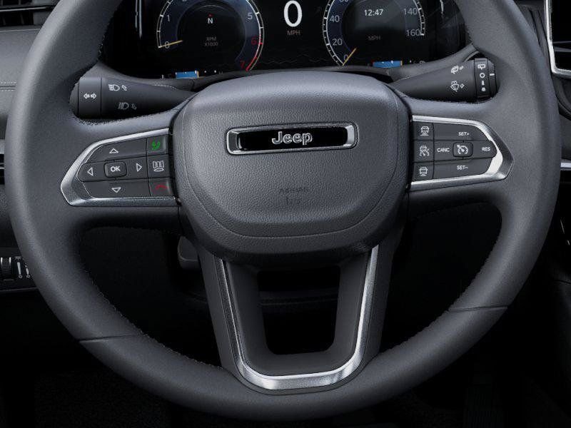 New 2026 Diamond Black Crystal Pearlcoat Jeep Limited image 19