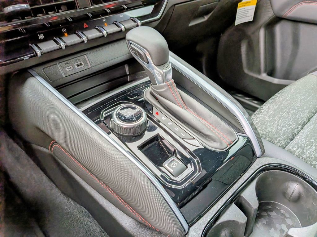2025 Chevrolet Colorado Z71 - Photo 22