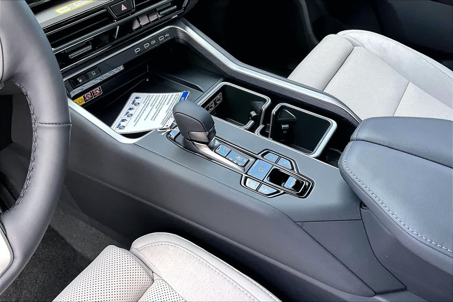 Used 2026 Caviar Lexus Luxury image 7