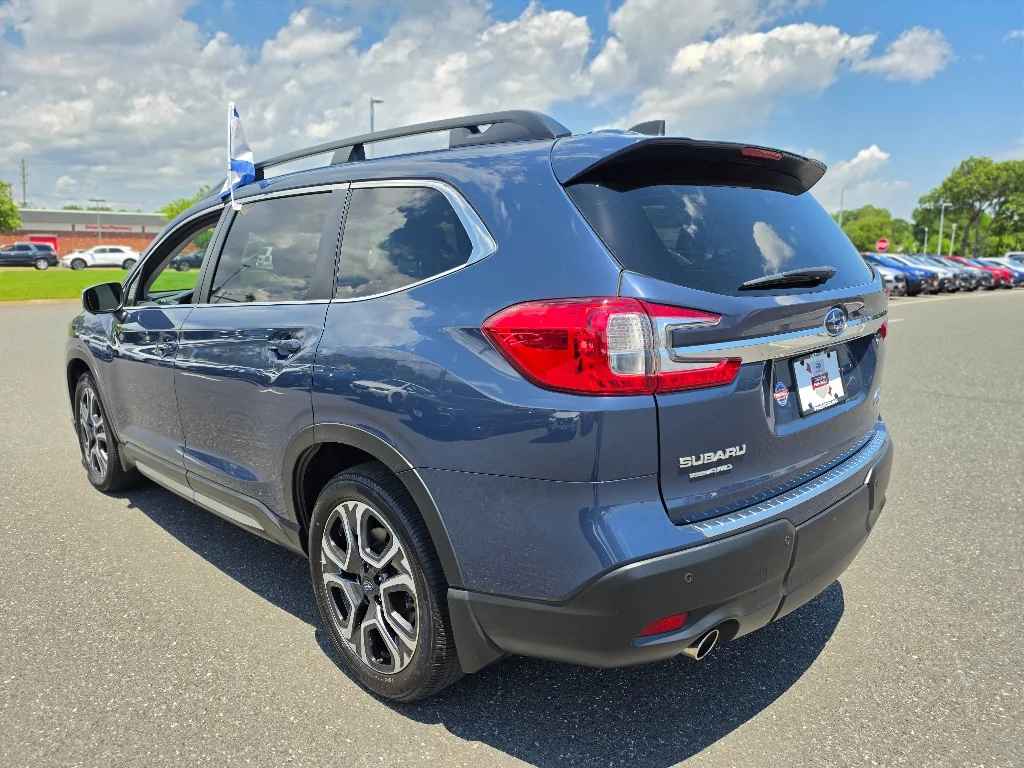 Certified Used 2023 Cosmic Blue Pearl Subaru Limited image 21