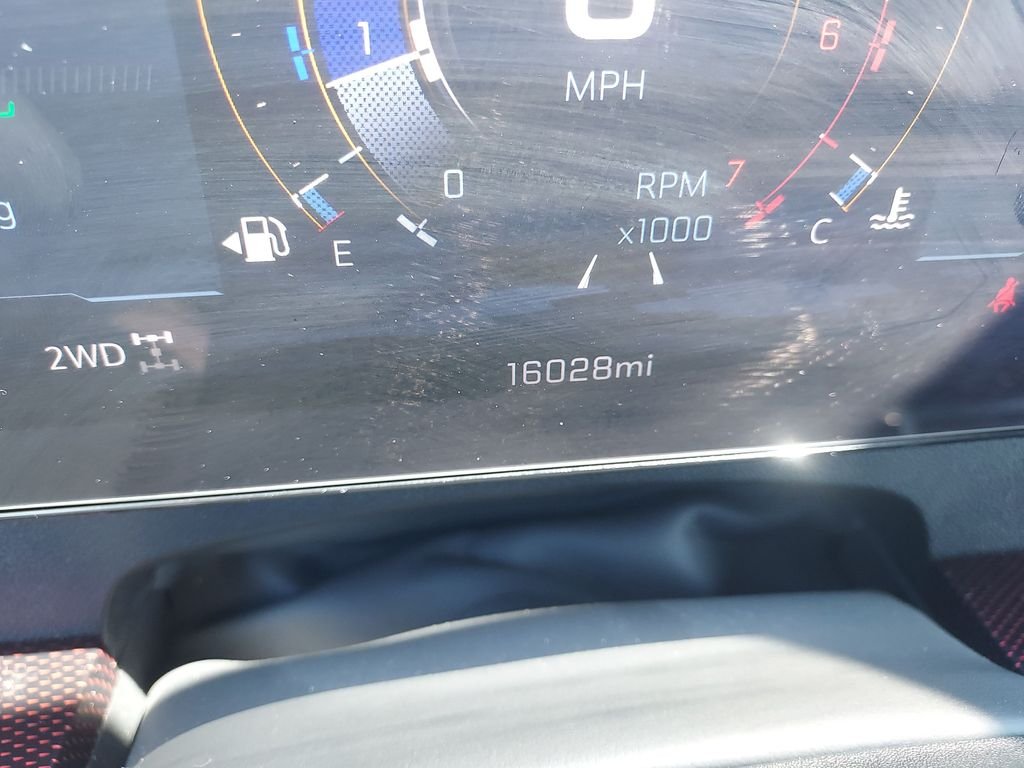 Used 2025 Blue Chevrolet Z71 image 19