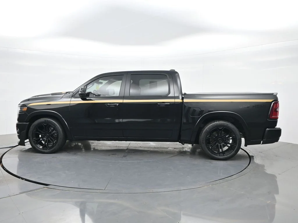 New 2026 Diamond Black Crystal Pearl-Coat Exterior Paint RAM Big Horn image 10