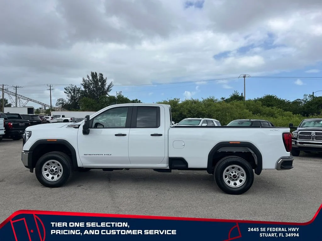 New 2026 Summit White GMC Pro image 4
