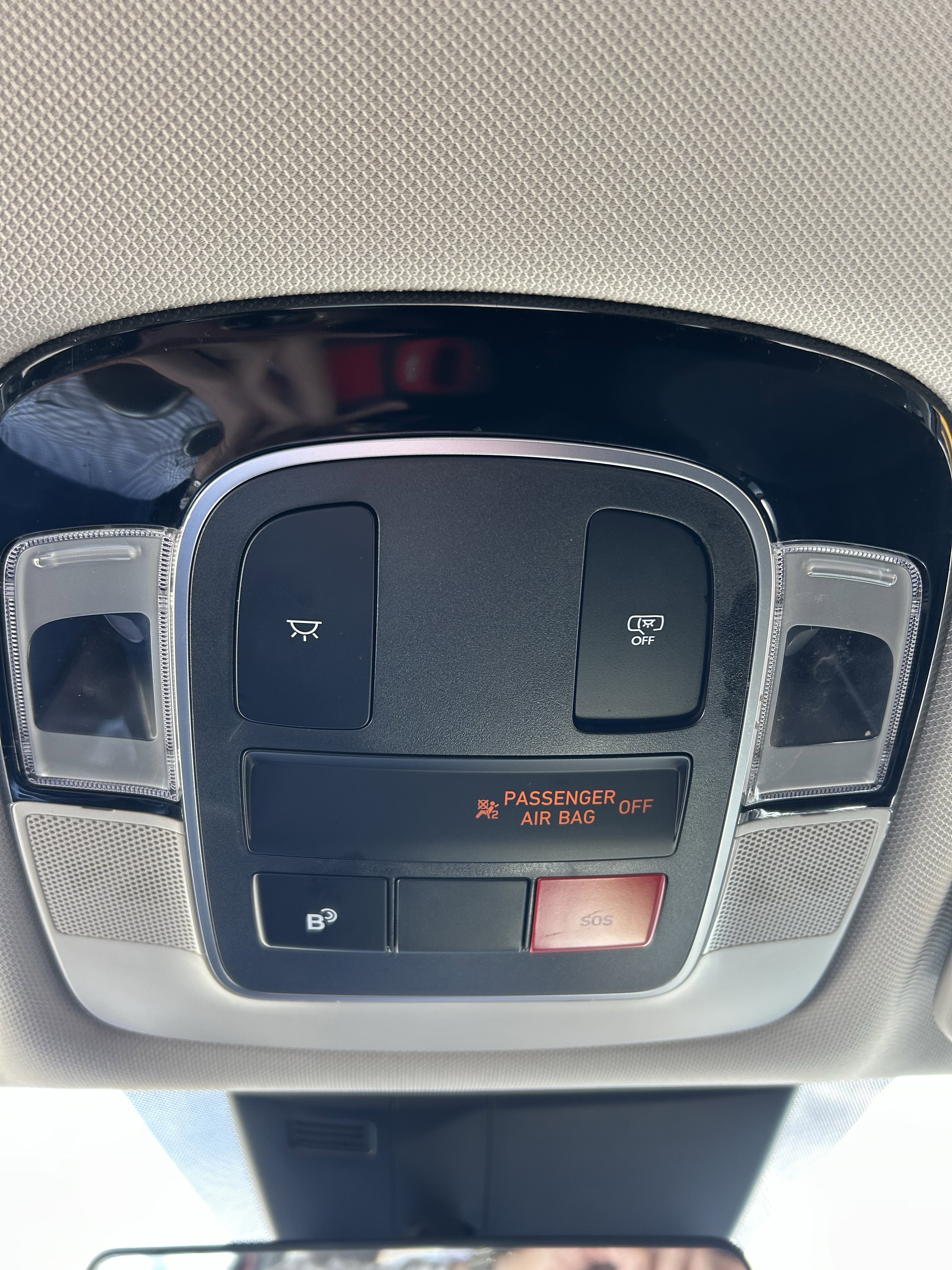 Used 2025 Ultimate Red Hyundai SEL image 21