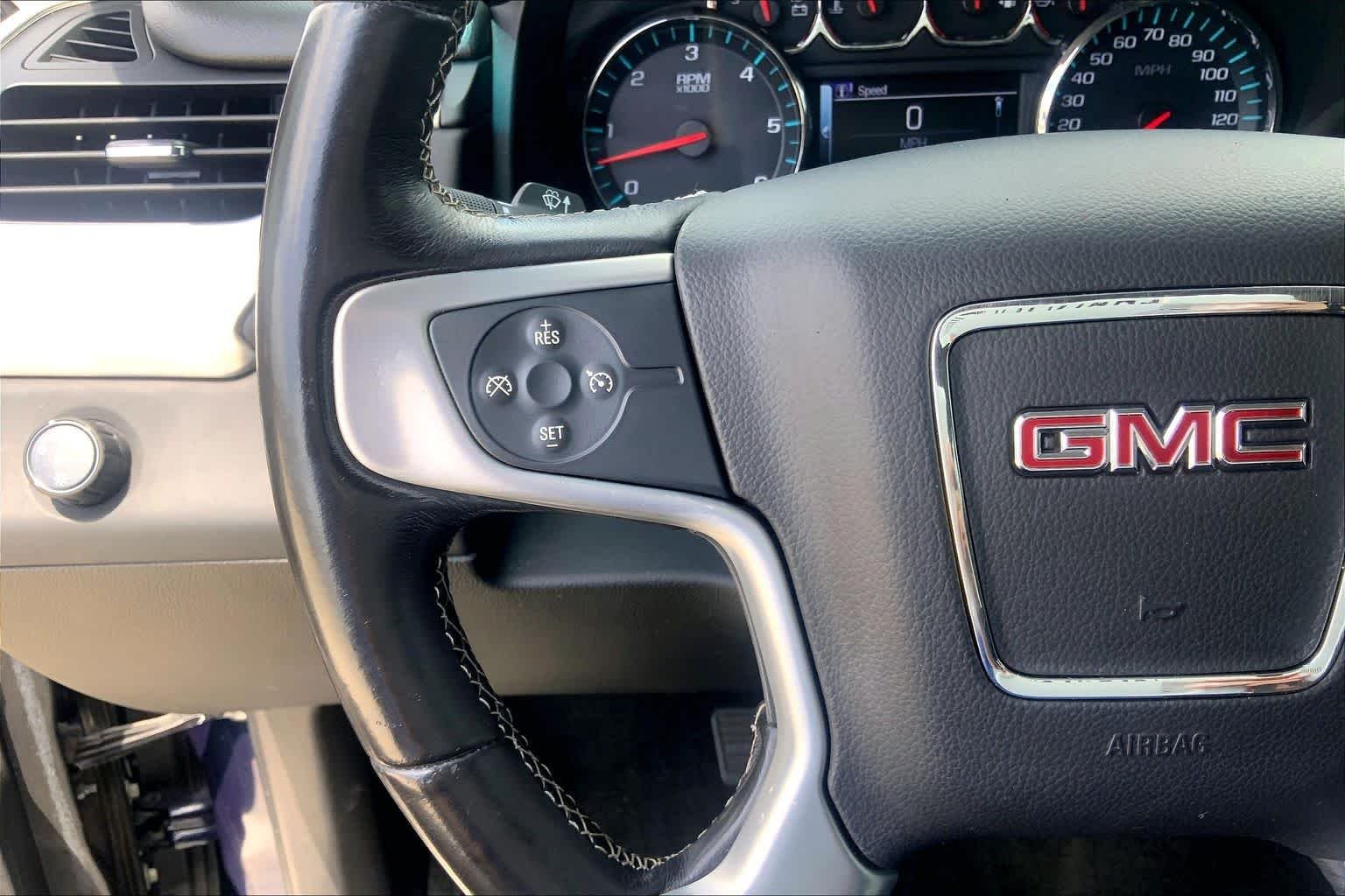 Used 2018 Dark Sapphire Blue Metallic GMC SLE image 20
