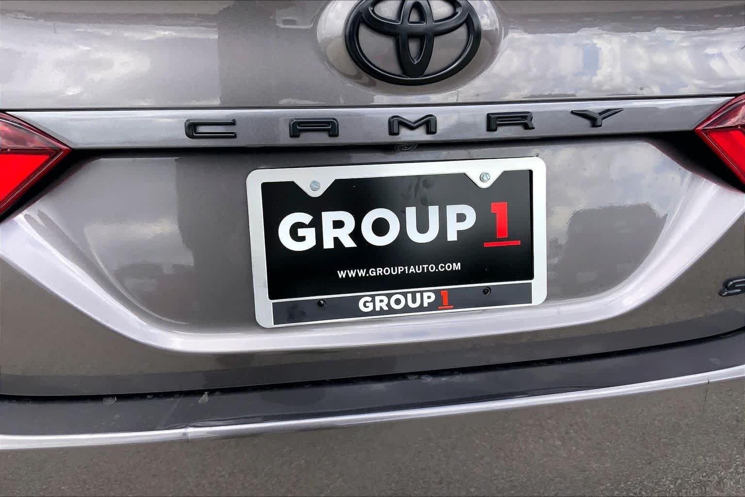 Used 2022 Predawn Gray Mica Toyota SE image 10