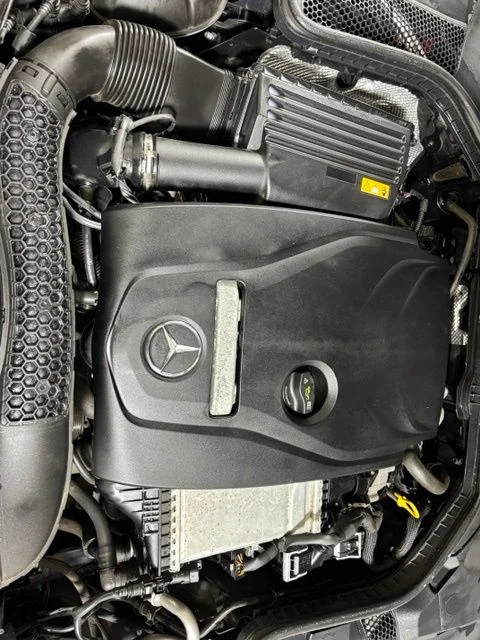 Used 2018  Mercedes-Benz C 300 image 24