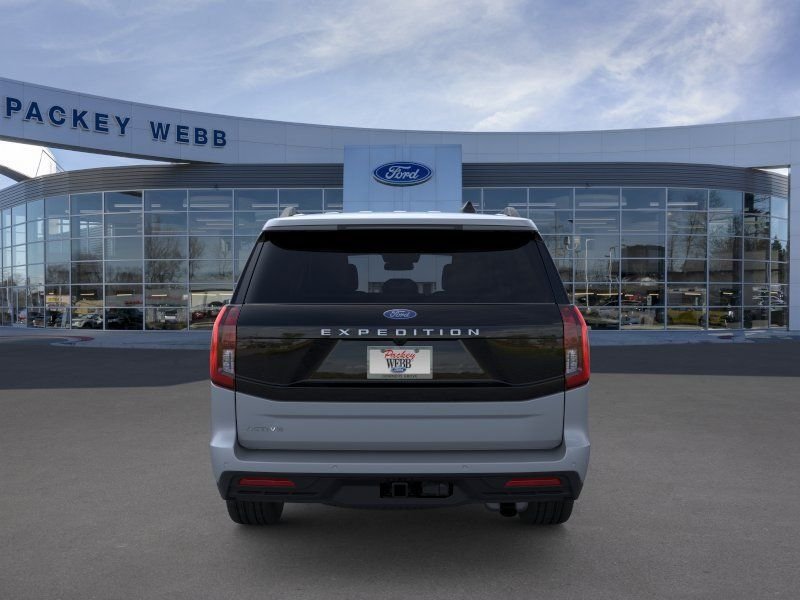 New 2026 Gray Metallic Ford Active image 6