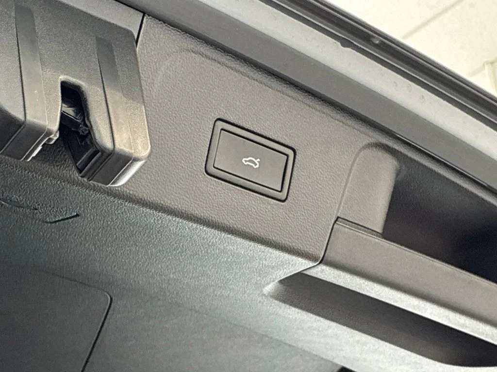New 2026 Gray Volkswagen 2.0T SEL image 40