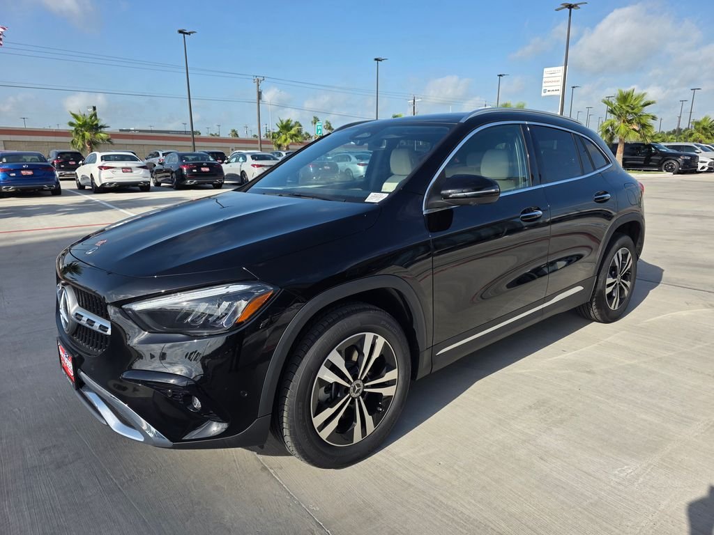 New 2026 Night Black Mercedes-Benz GLA 250 image 3