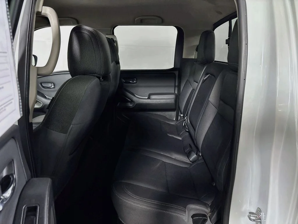 Used 2022 White Nissan SV image 19