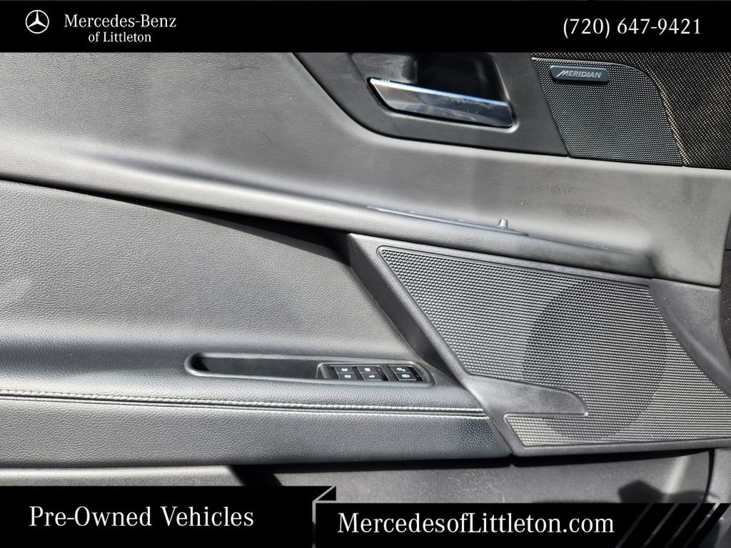 Used 2017 Gray Jaguar 35t R-Sport image 27